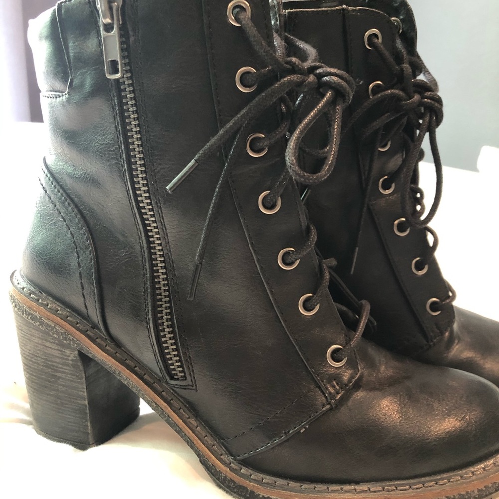 White Mountain Boots